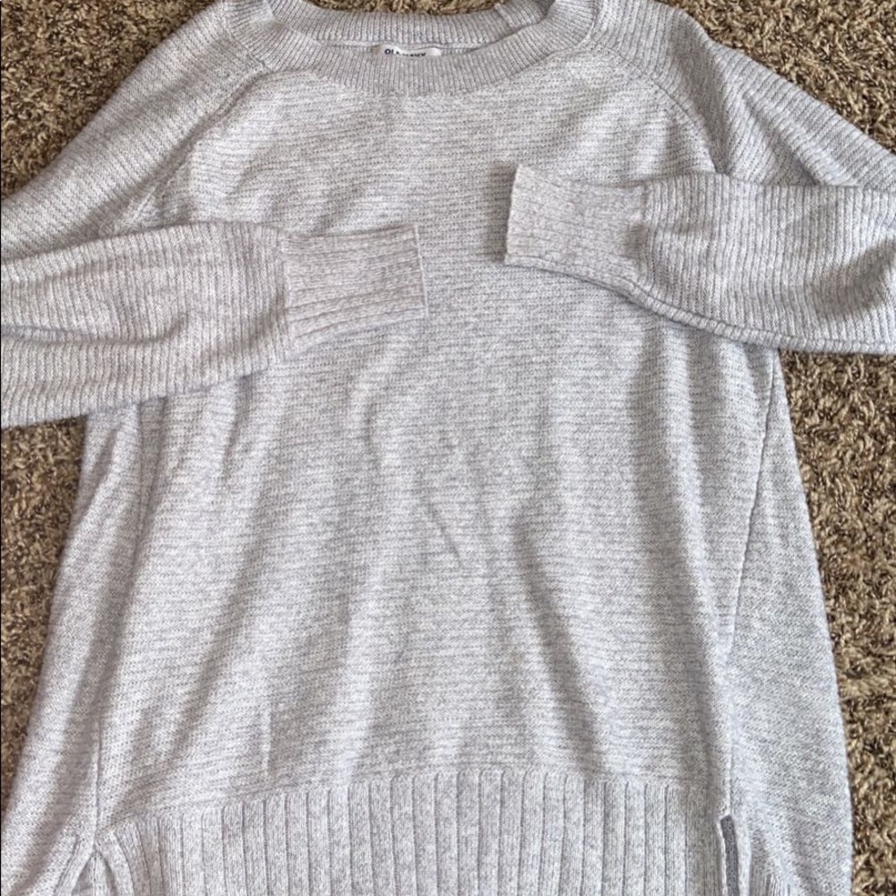 Light grey sweater